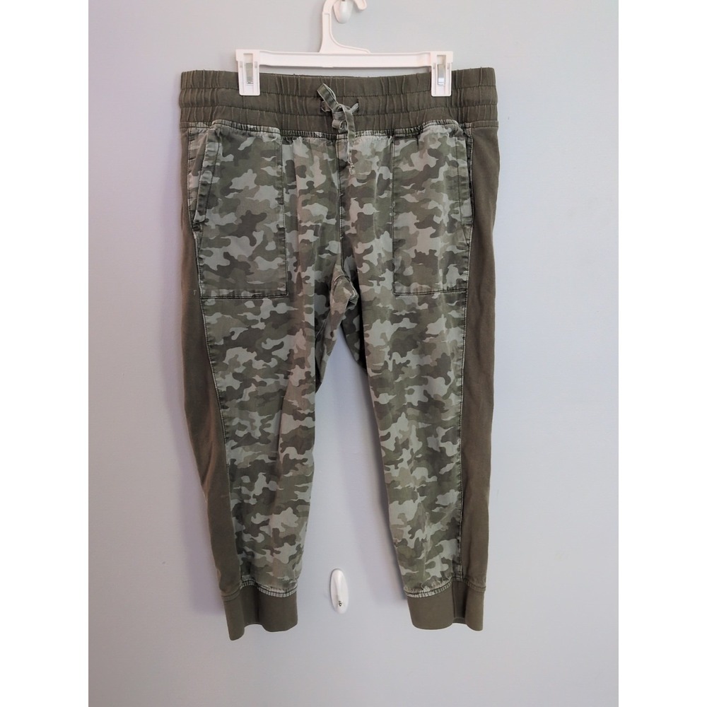 Camo‎ Joggers